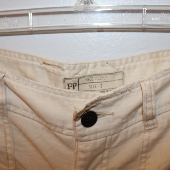FREE PEOPLE cream shorts - Picture 2 of 3